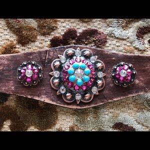 Artisan Leather Bracelet w/Swarovski Crystals.